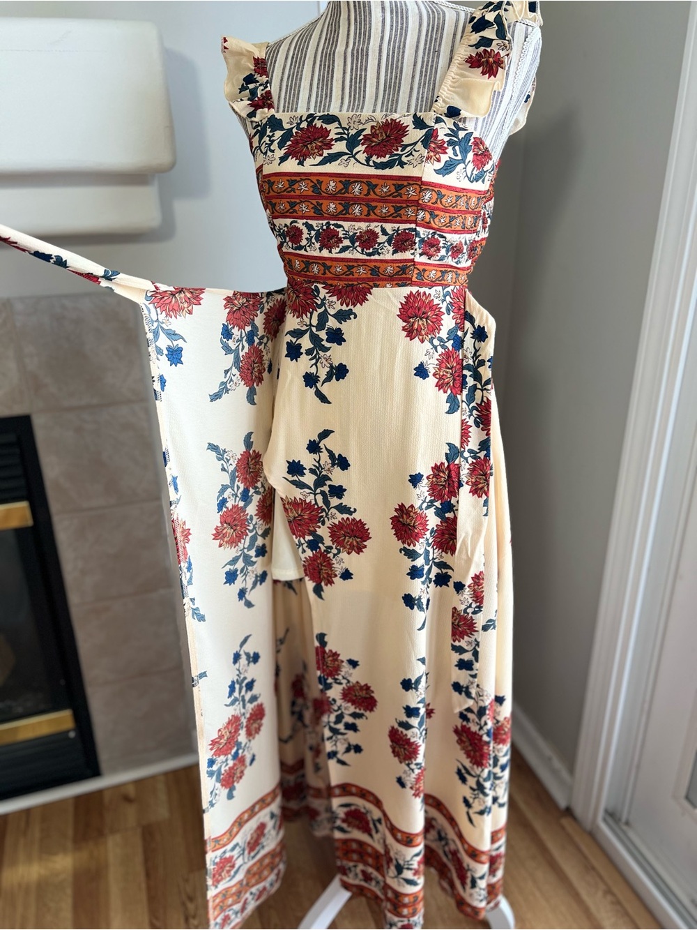 Floral Ruffle Strap Maxi Dress in Cream with Red/Rust and Navy Floral - Picture 6 of 6